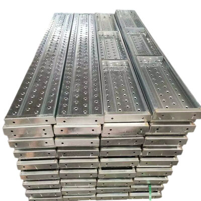 scaffold decks Q235 hot dip galvanized steel anti-slip surface heavy load bearing for building construction platforms and scaffolding working surfaces BYTHAI